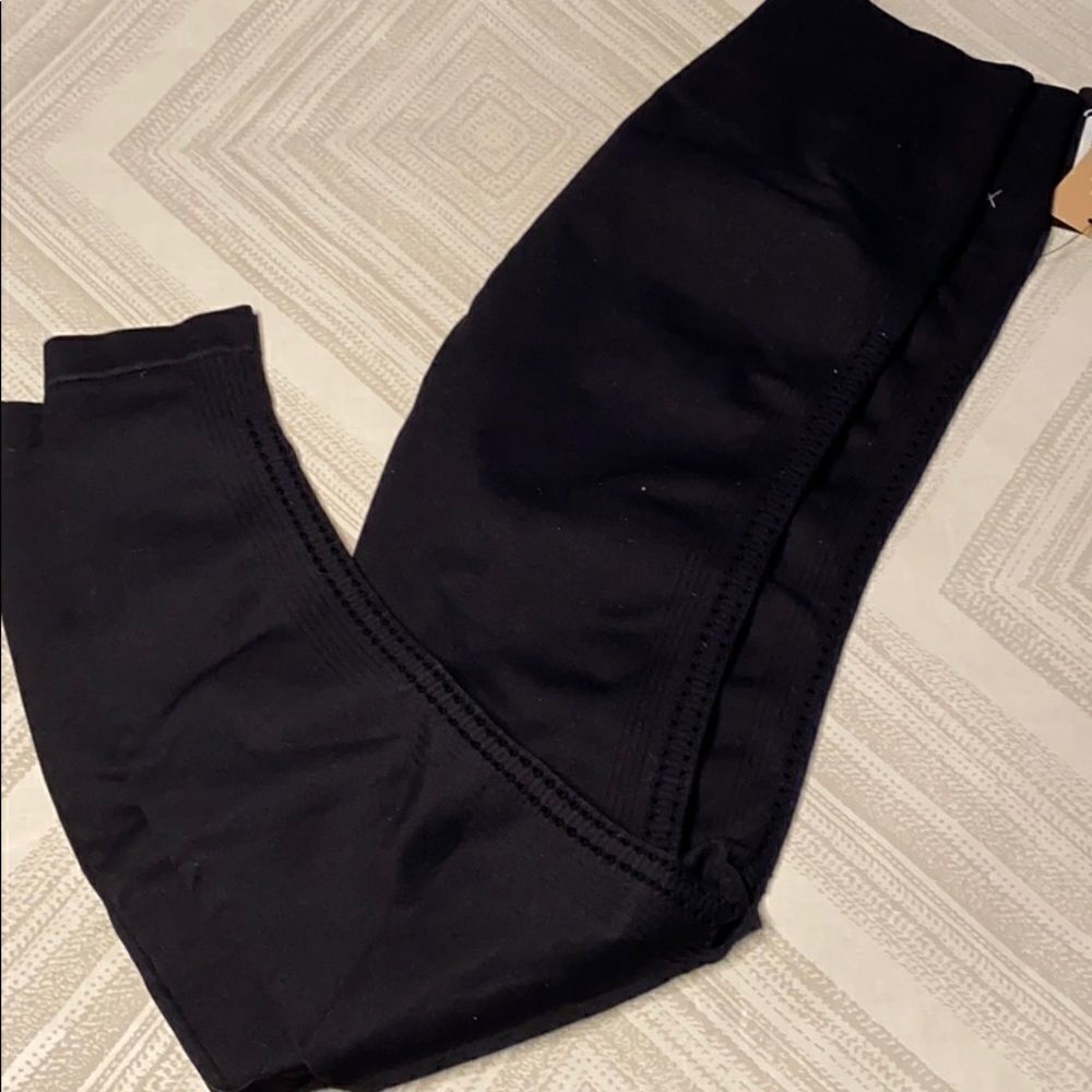 Nux Awakened Black Moderate Compression Leggings